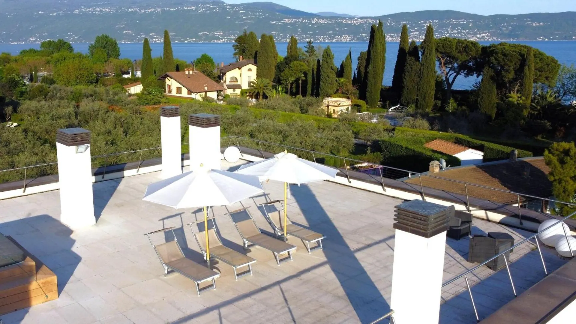 Garda Blue Home Sul Lago - Con Piscina, Solarium E Box Toscolano Maderno Lejlighed