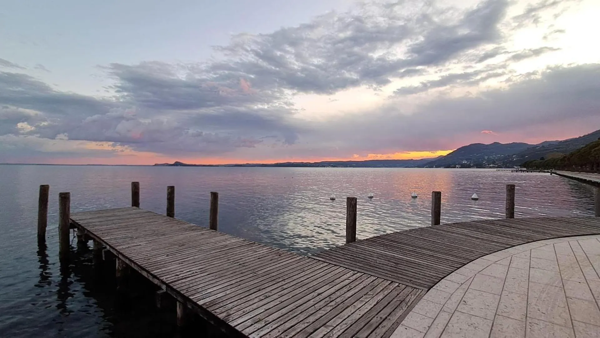 Garda Blue Home Sul Lago - Con Piscina, Solarium E Box Toscolano Maderno 0*,