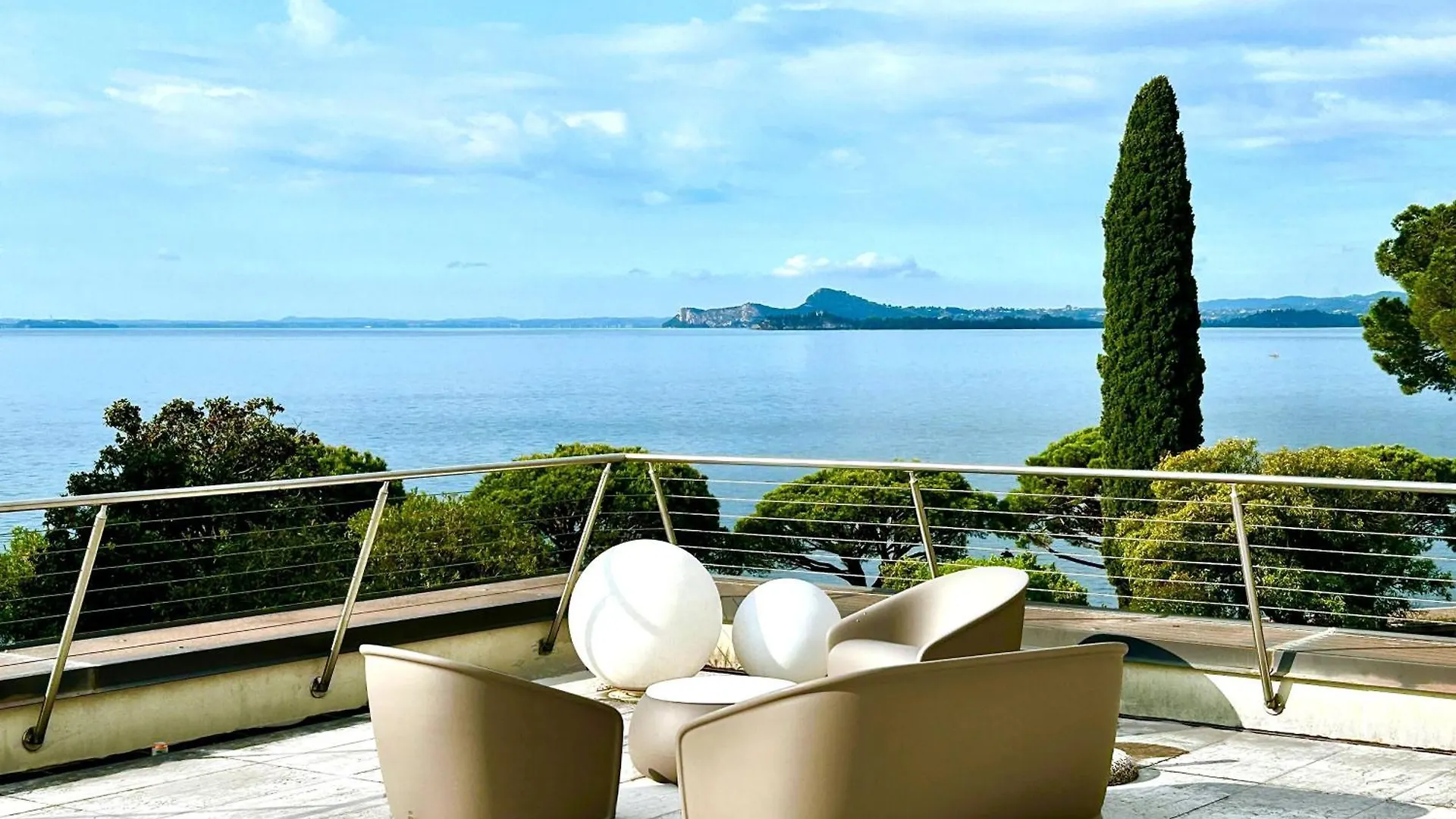 Garda Blue Home Sul Lago - Con Piscina, Solarium E Box Toscolano Maderno Lejlighed